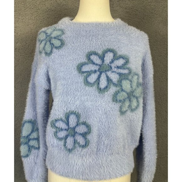 Hooked up by Iot Juniors' Women's Eyelash Floral Fuzzy Sweater Blue Small NWT's - Picture 2 of 8